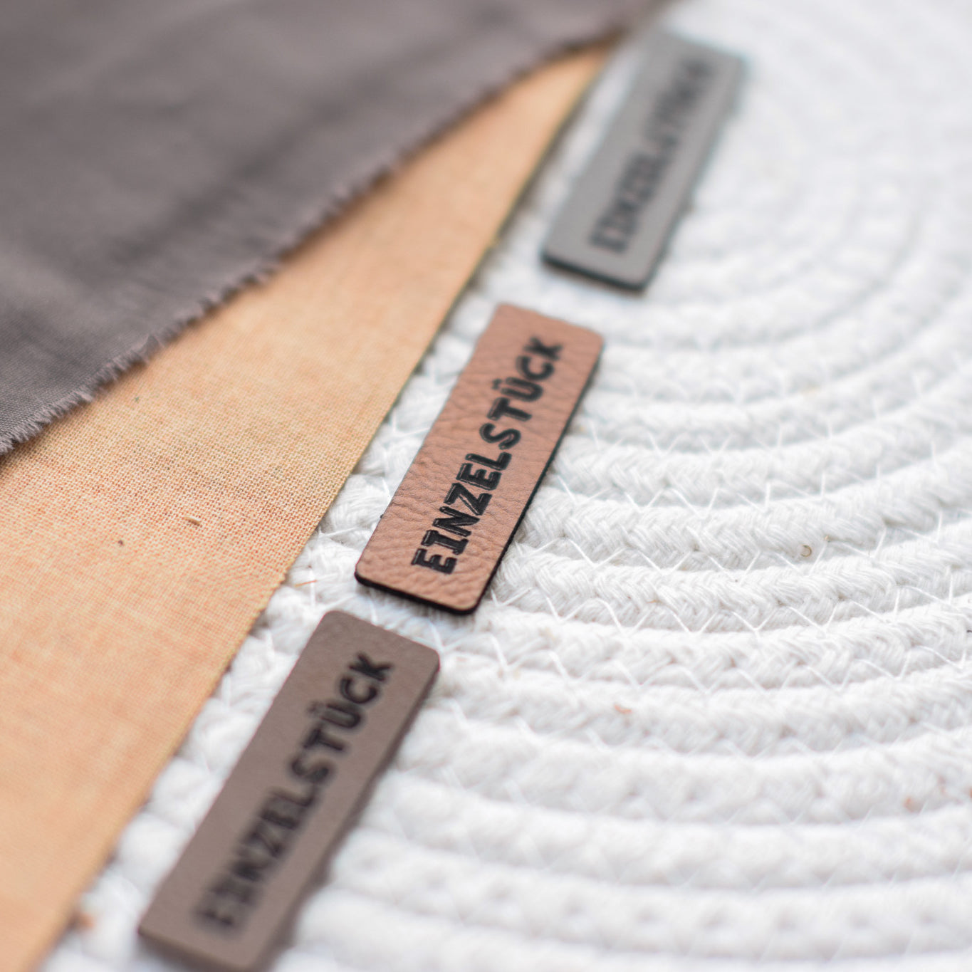 Kunstlederlabel "Einzelstück"