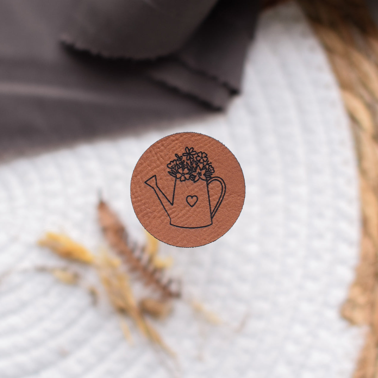 Kunstlederlabel "Blühende Gießkanne"