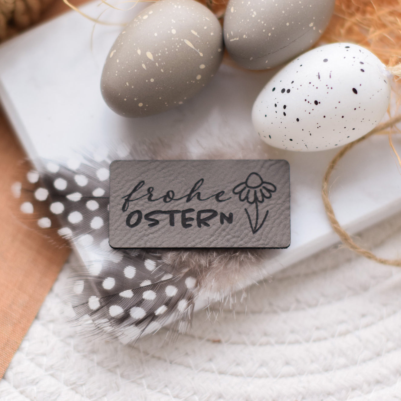 Kunstlederlabel "Frohe Ostern - Blume"