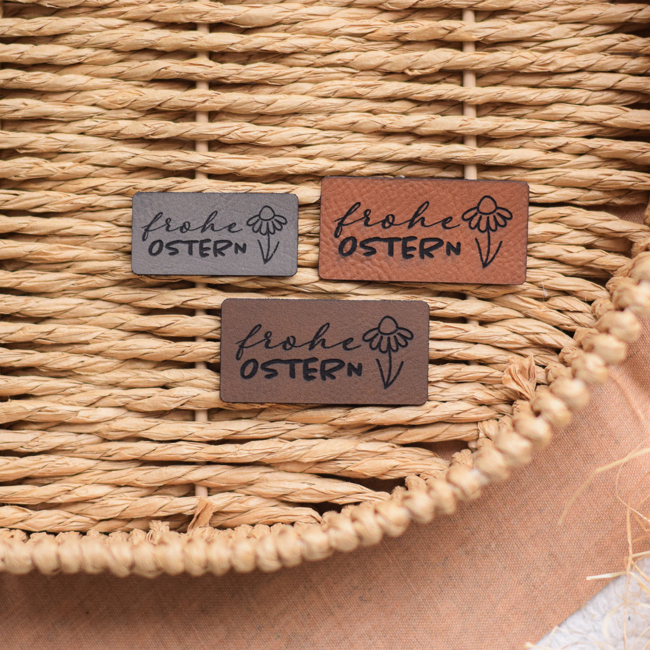 Kunstlederlabel "Frohe Ostern - Blume"