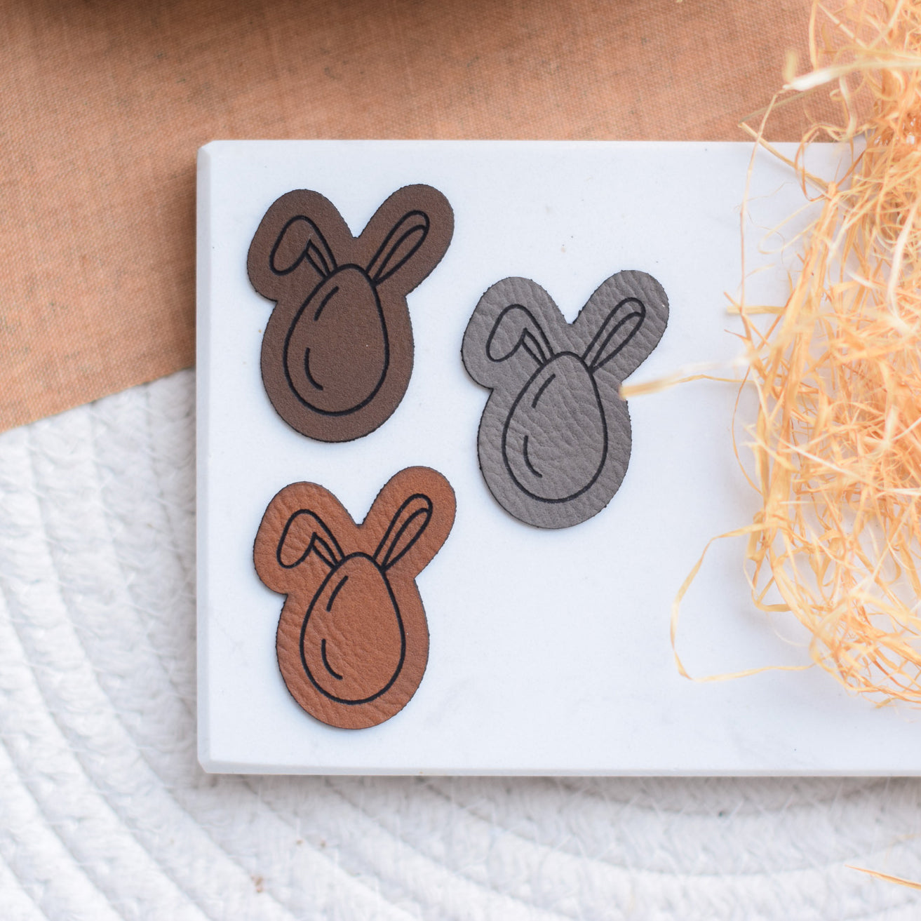 Kunstlederlabel "Osterei Hase"