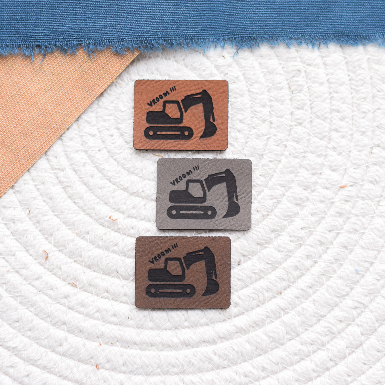 Kunstlederlabel "Löffelbagger - Vroom!!!"