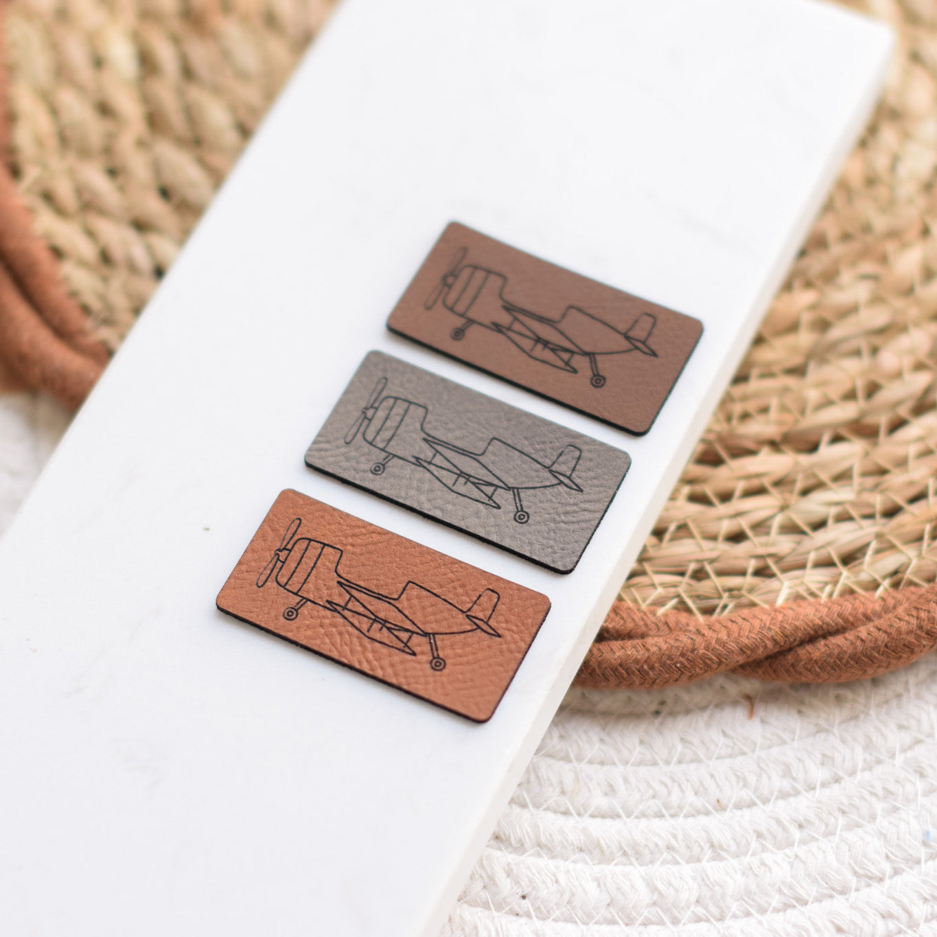 Kunstlederlabel "Flugzeug"