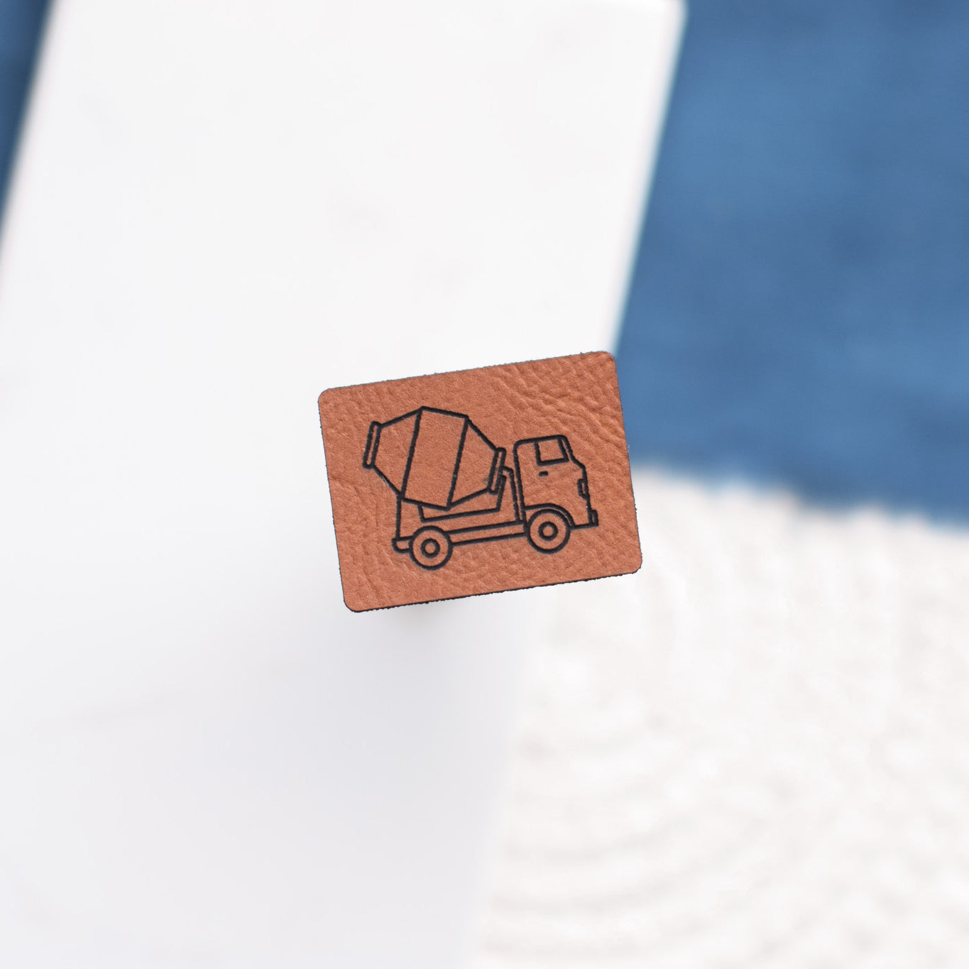 Kunstlederlabel "Betonmischer"