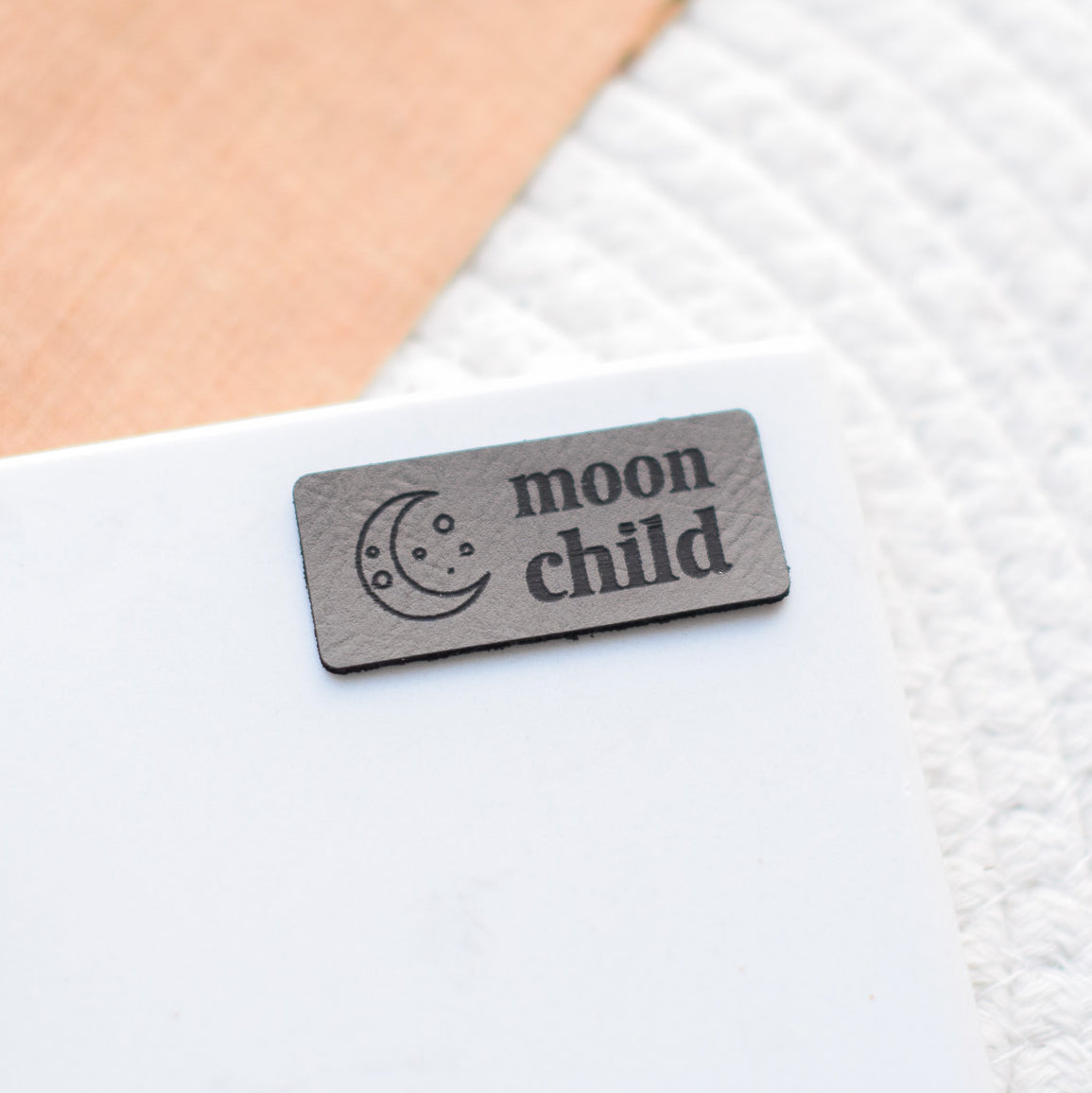Kunstlederlabel "moonchild"
