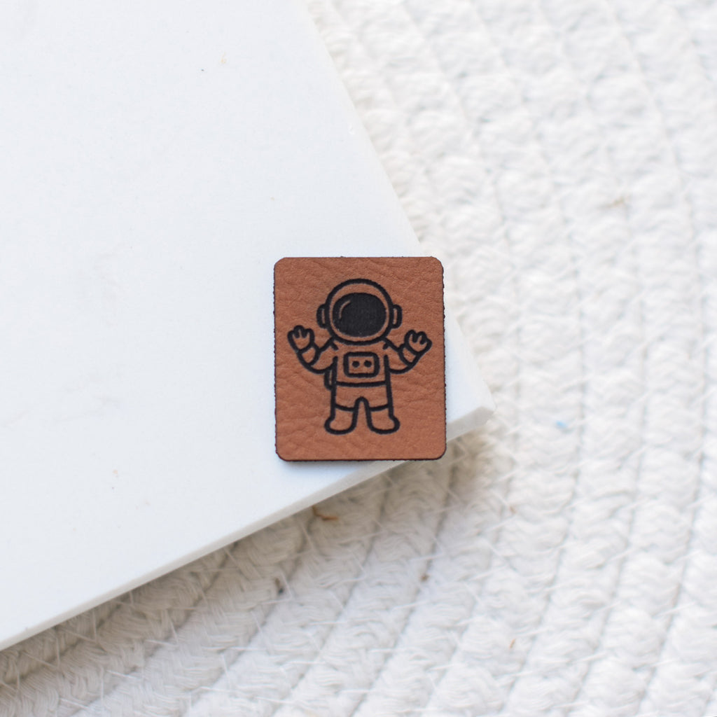 Kunstlederlabel "Astronaut"