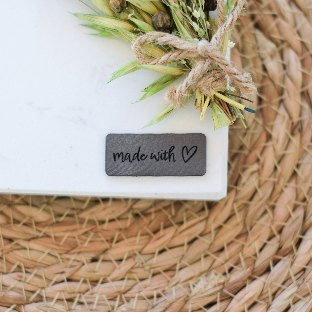 Kunstlederlabel "made with love"