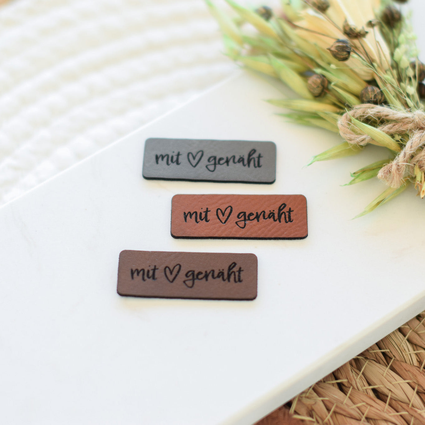 Kunstlederlabel "mit Liebe genäht"
