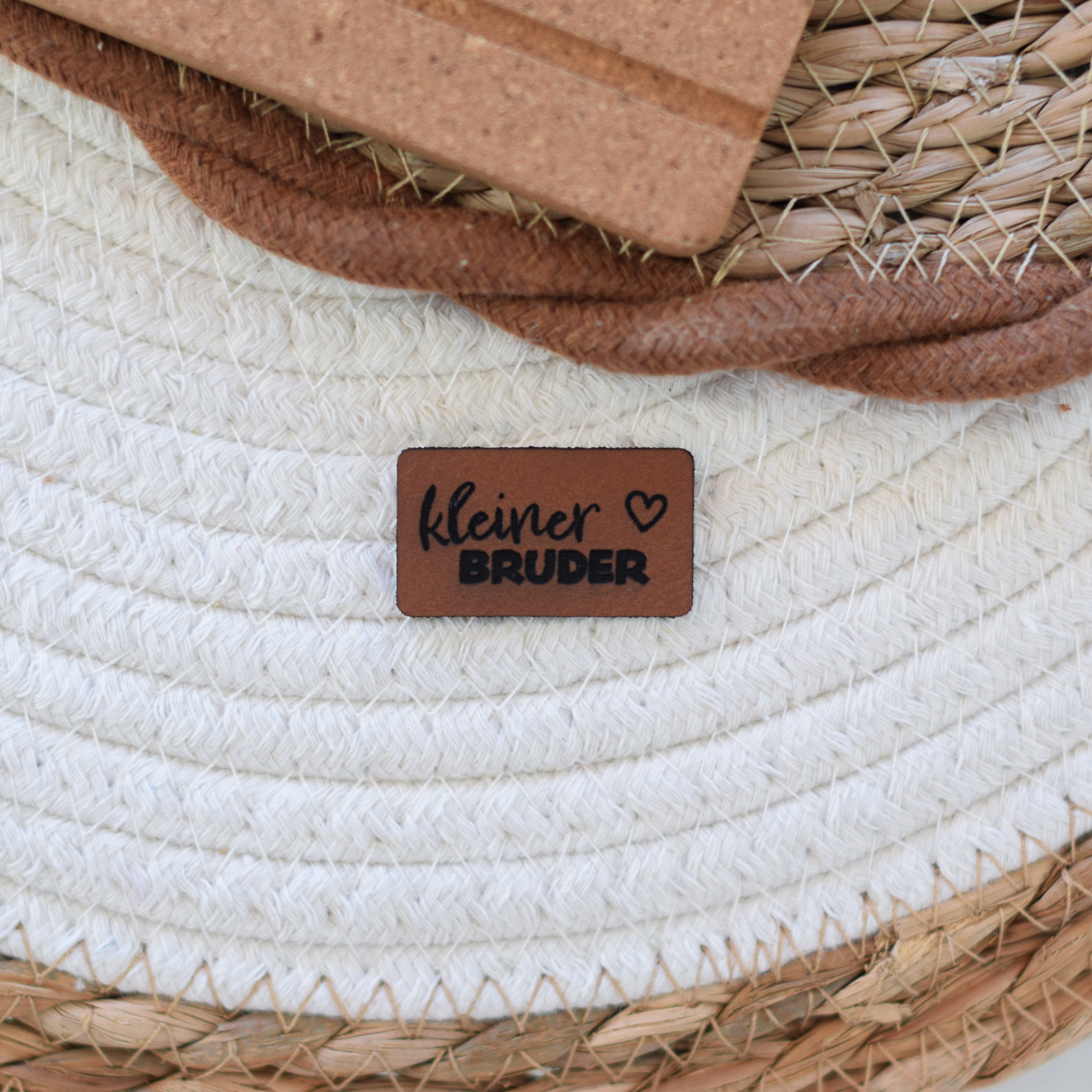 Kunstlederlabel "kleiner Bruder"