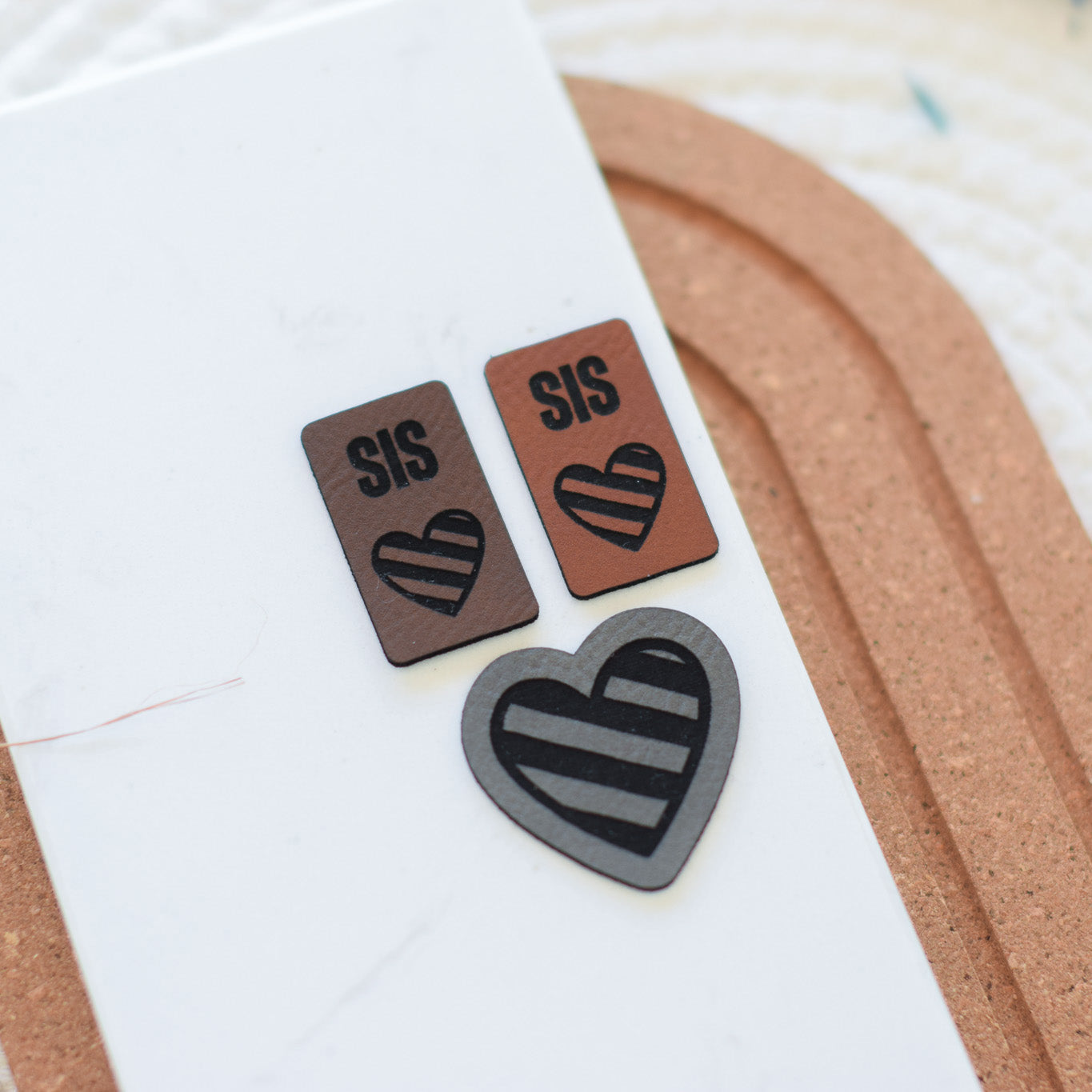 Kunstlederlabel "Sis Herz"
