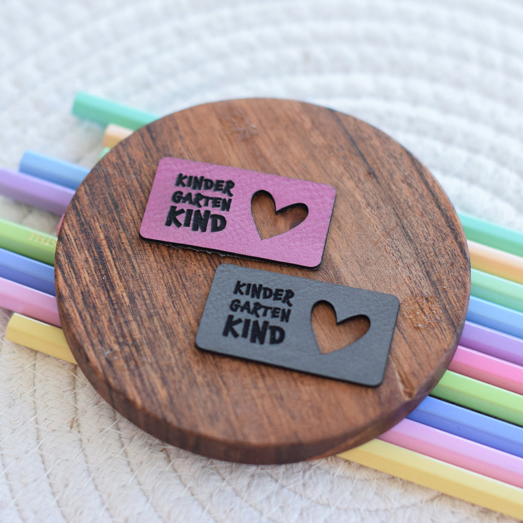 Kunstlederlabel "Kindergartenkind Herz"
