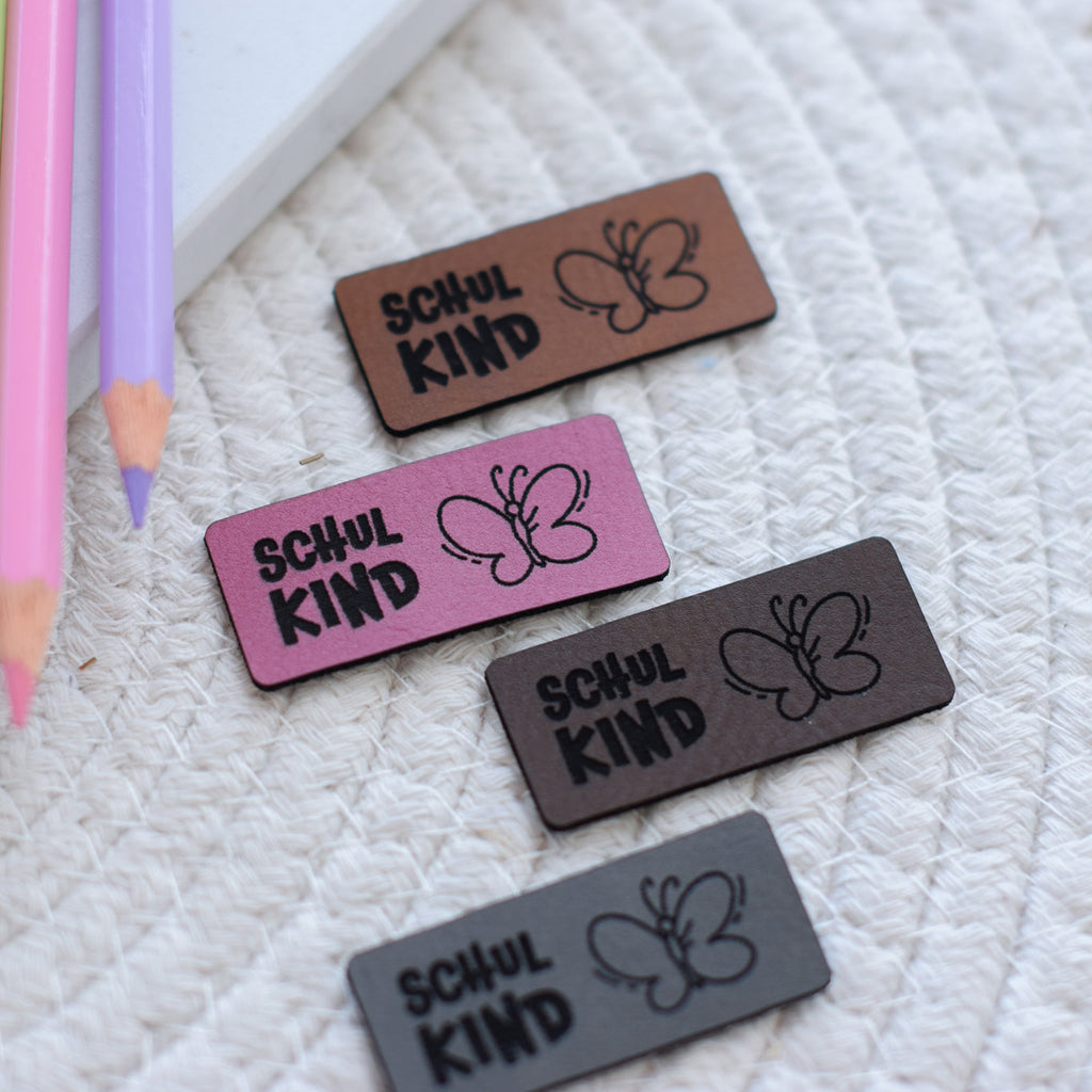 Kunstlederlabel "Schulkind Schmetterling"